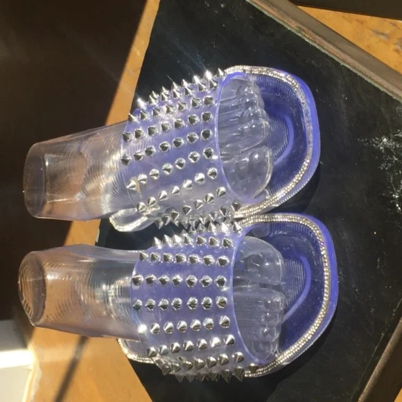 Clear Spiked jelly sandals - Picture 7 of 7